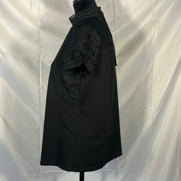 Cable and Gauge Women’s Black detailed blouse - Picture 9 of 14